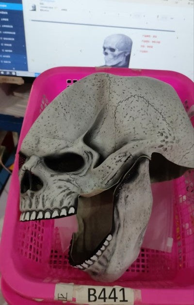 💀 Movable Jaw Skull Mask – Full Head Latex Helmet